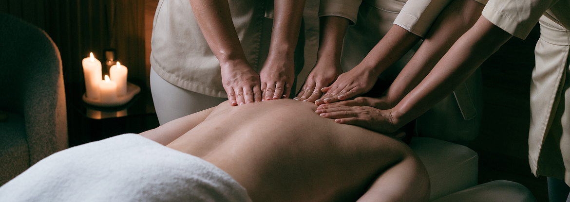 six hands massage Kaleici Antalya